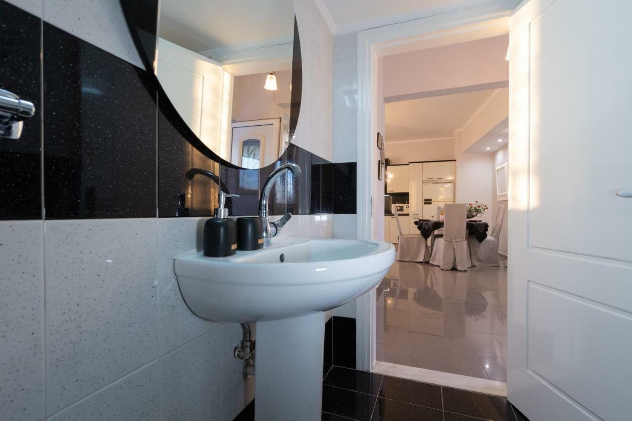 Fontana Luxury Villa Salakos With Pool Near Beach エクステリア 写真