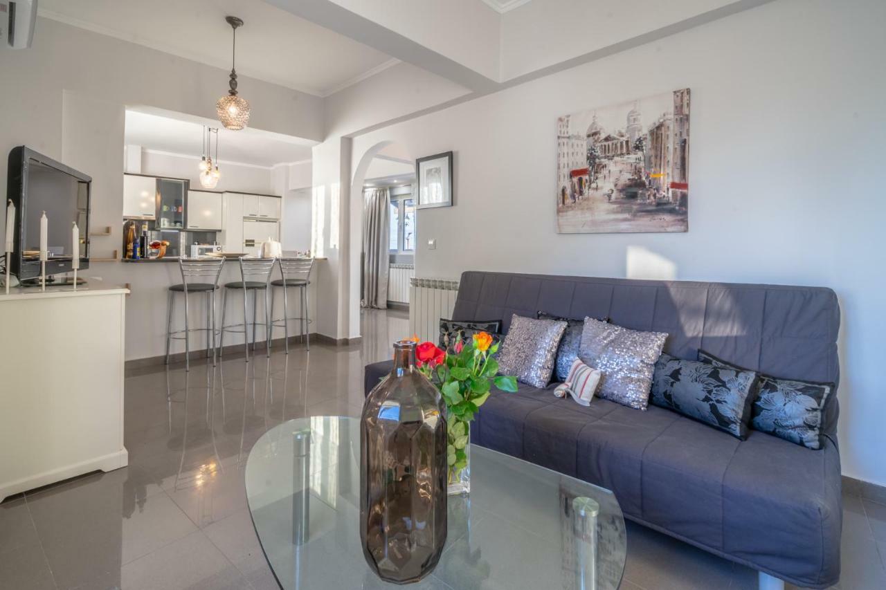 Fontana Luxury Villa Salakos With Pool Near Beach エクステリア 写真