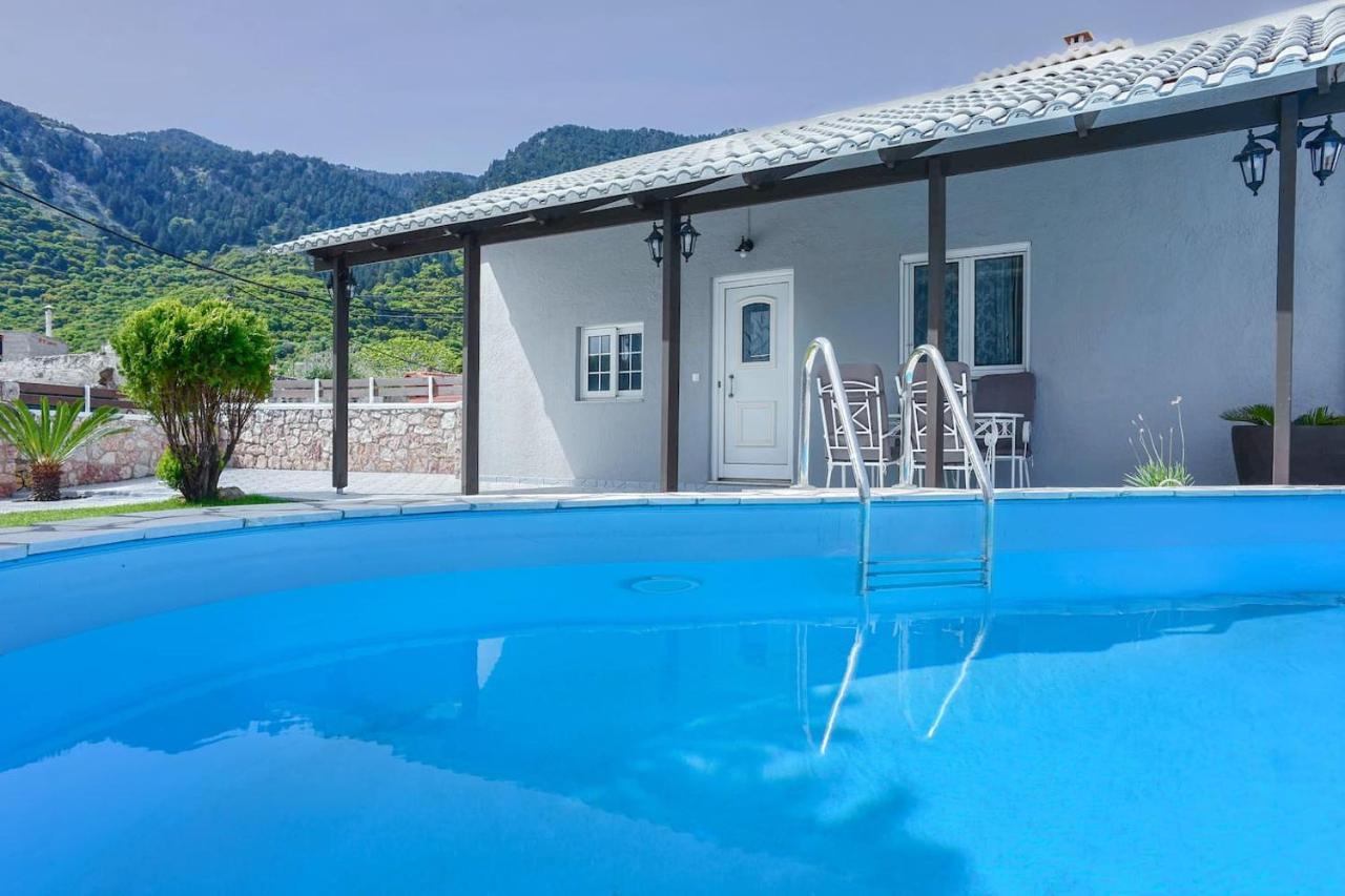 Fontana Luxury Villa Salakos With Pool Near Beach エクステリア 写真